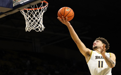 luke simons basketball: Player Profile and Game Updates!