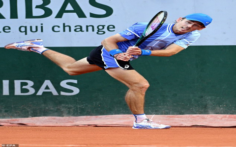 Giulio Zeppieri Score Updates: keep tracking of live games.